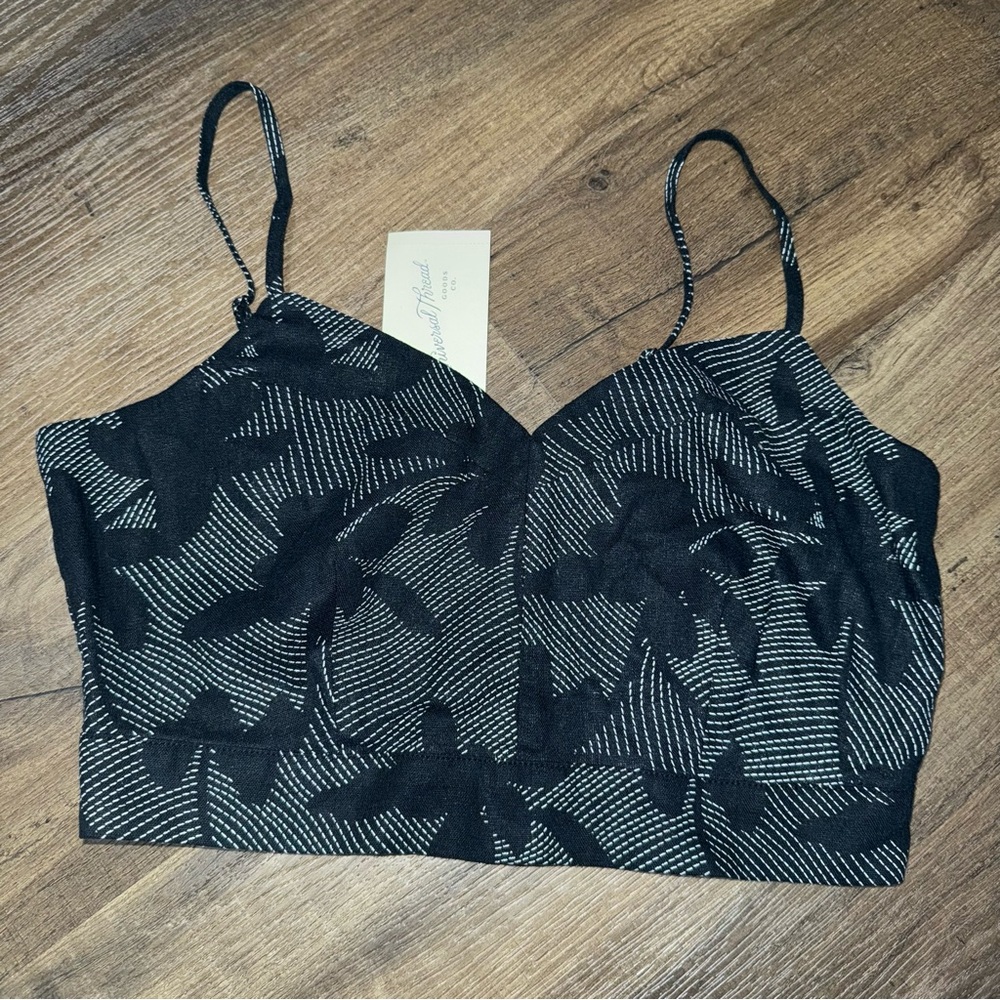 NWT Target Universal Thread Tropical Crop Top